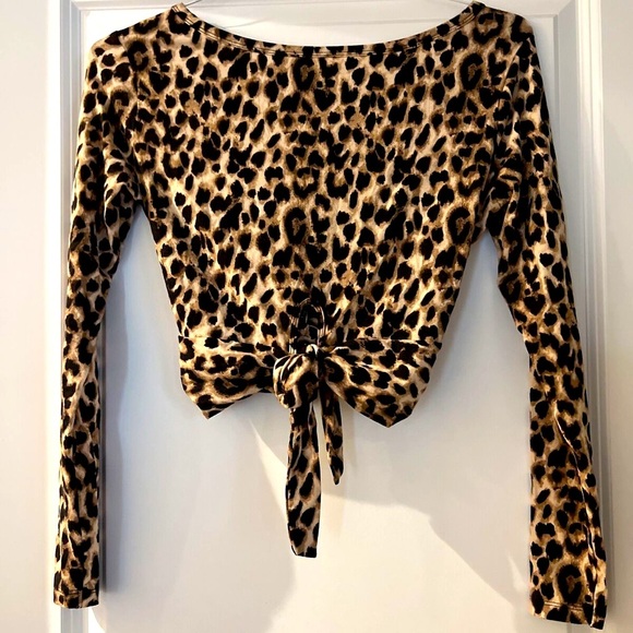 NWOT VS Leopard print crop top - Picture 1 of 4